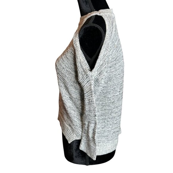 Express Open Shoulder Knit Sweater Womens Size Small Crew Neck Grey Black - Picture 4 of 16